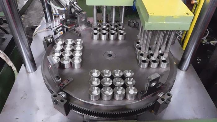 HC-CL - Machine de tissu pour masque compressé complètement automatique - Hi-Create_2