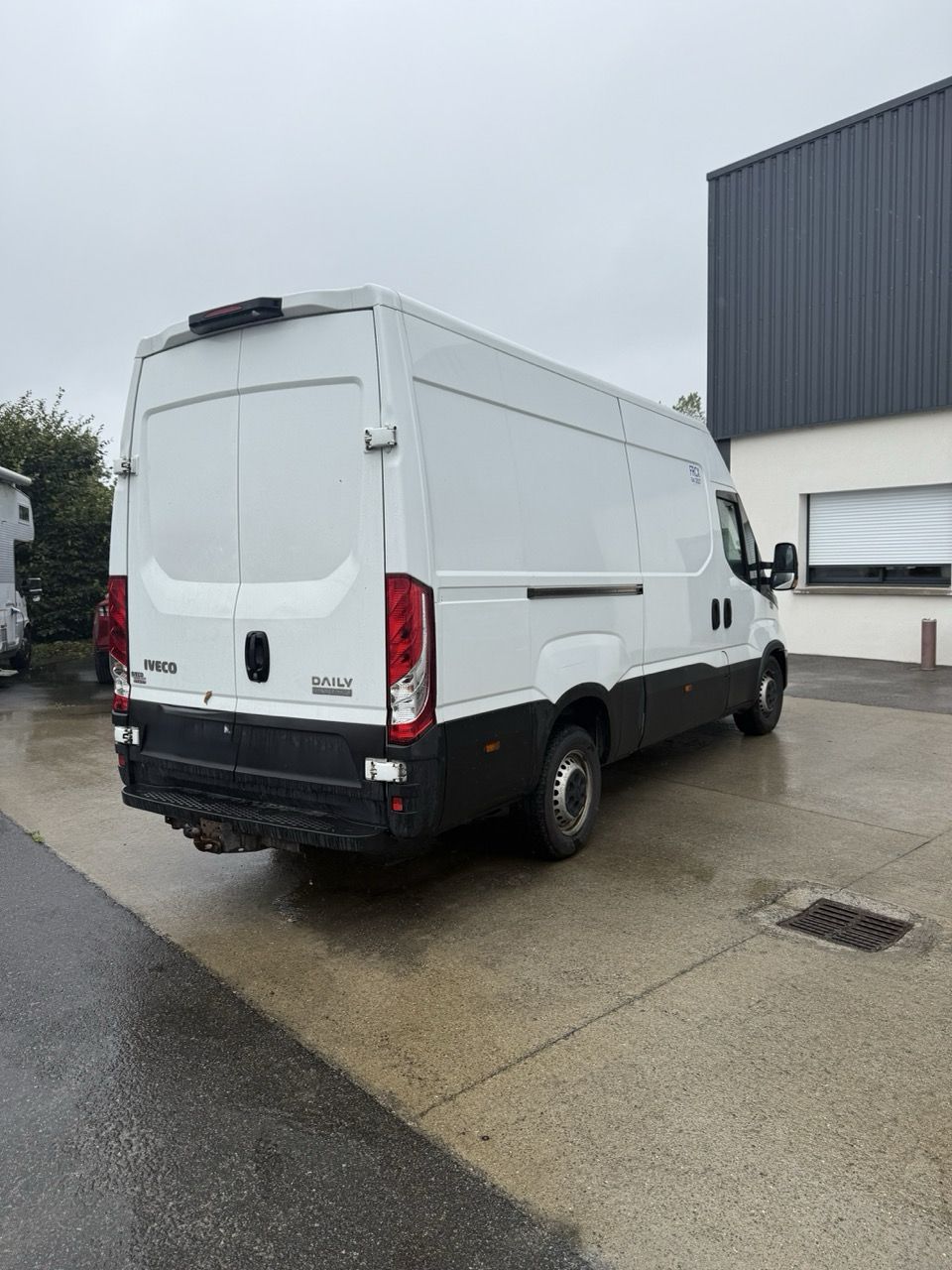 LD260 - iveco daily 35S18 L3H2 frigorifique_2
