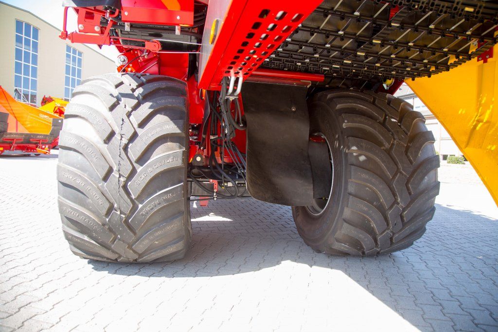 Arracheuse EVO 280 - 2 rangs - Grimme France - Largeur 3000 mm - Trémie 8000 kg - Traitement doux et rendement élevé_2