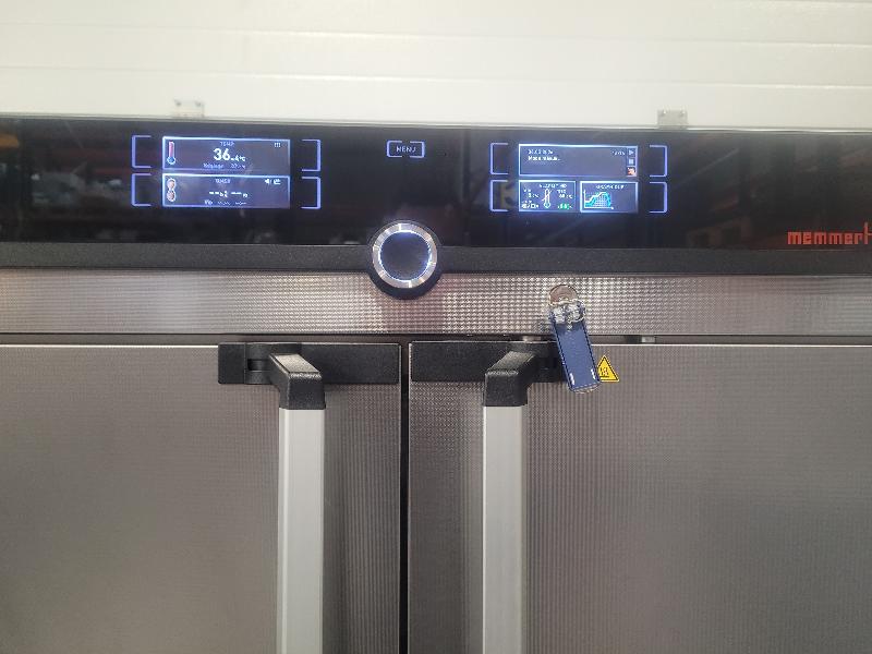 Etuve / incubateur réfrigéré à élément Peltier MEMMERT IPP750ecoplus / 70 ° C_2