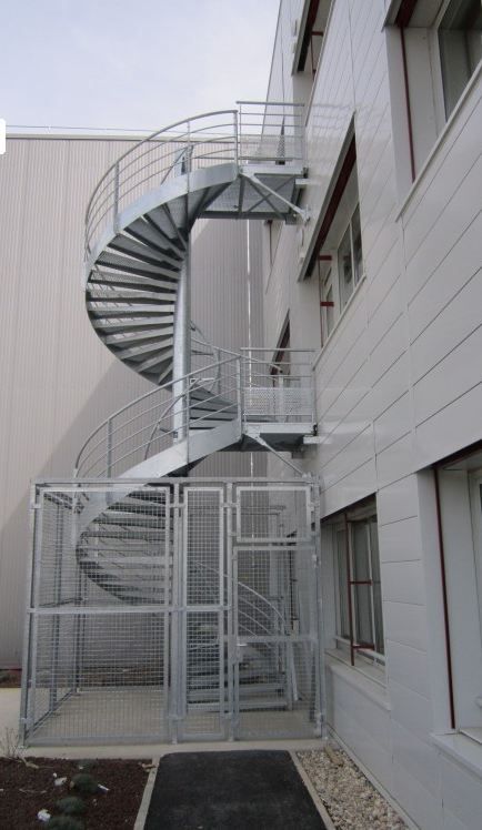 Escalier hélicoïdal Ysotube - Ysofer Esca - Passage 1UP ou 2UP - Utilisation extérieure - Finitions variées_2