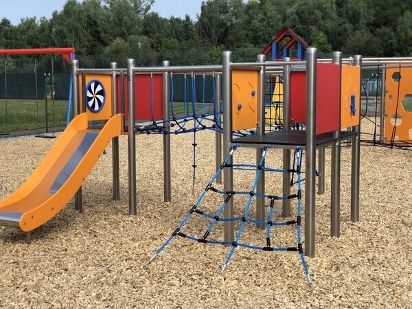 Jeu multi tours tous petits - Aire de jeux conforme EN1176 - Référence BT11306_2