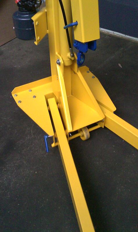 Grue d'atelier repliable - A 1010 REP - grande portée et roues robustes_2