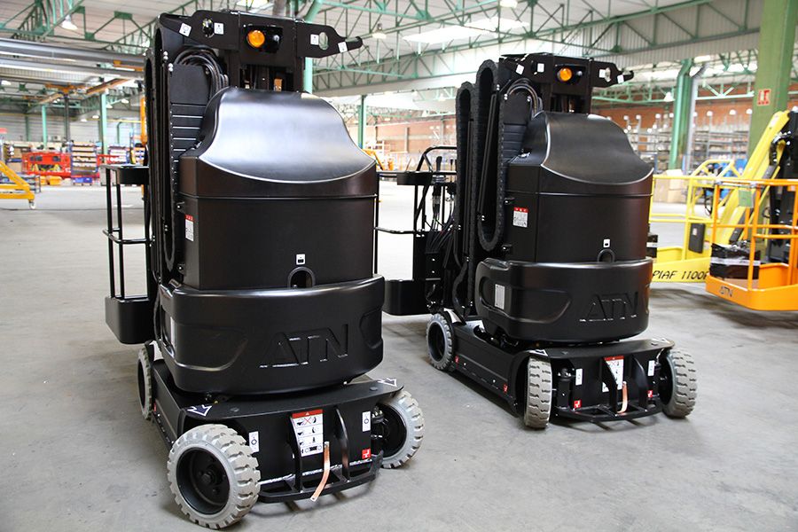 Plateforme élévatrice électrique avec déport de 3,74 m