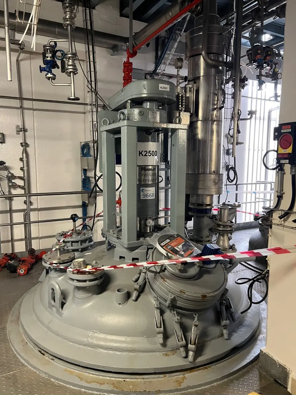 Réacteur à émail pfaudler be6300 d'occasion -  C9668_2