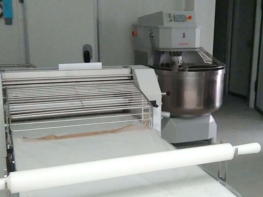 Laboratoire de fabrication d'empanadas - unité aux normes européennes avec équipements complets_2