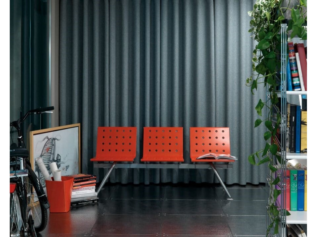 Sièges sur poutre en métal perforé - ULISSE - Design élégant et ergonomique pour espaces collectifs_2