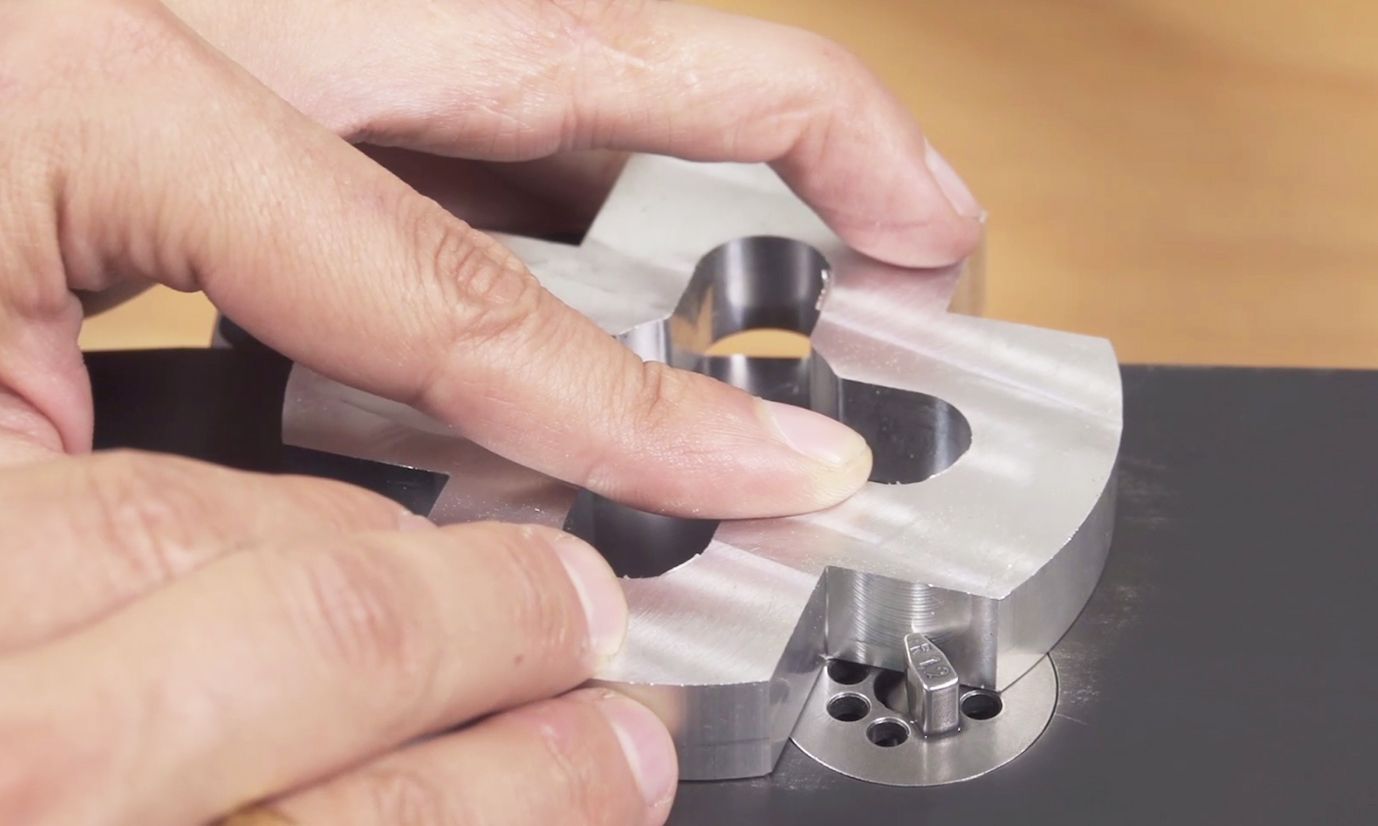 Ébavureuse pour les contours et arête stationnaires - Speedy Kontur 270-K / 320-K / 270-KSL / 320-KSL_2