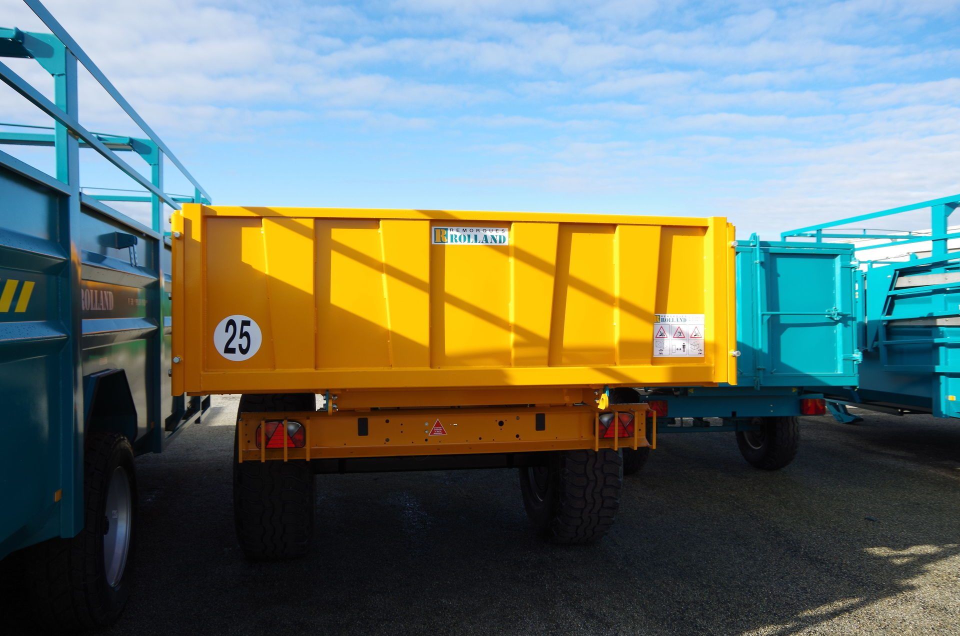 Modèle BM 4800 simple essieu, compact et maniable