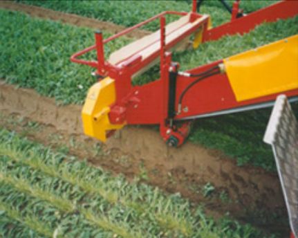 Récolteuse automotrice rjp n°1 - autran & mab - moteur 18 cv - largeur de travail 0.80 à 1.80 m_2