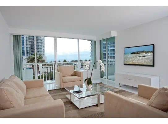 Peerless PF660 support pour téléviseur 2,29 m (90