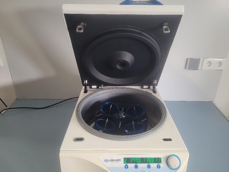 Centrifugeuse réfrigérée de laboratoire AWEL C 48-R C48R Avec Rotor SO-400_2