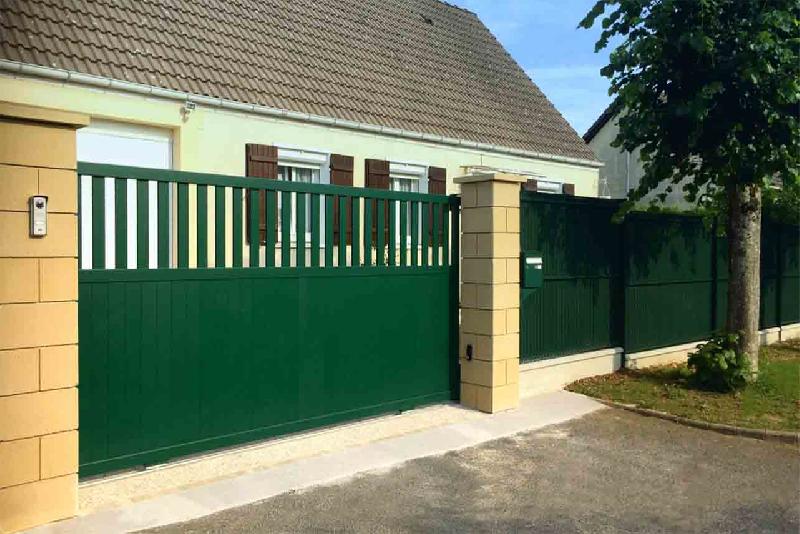 Portail coulissant semi plein - 5500 / 2000_2