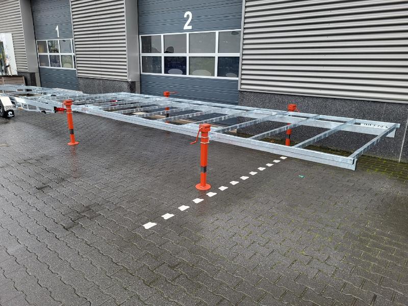 DT 7m20 x 2m44 Version amovible 2 x essieux 1800 kg + deck_2