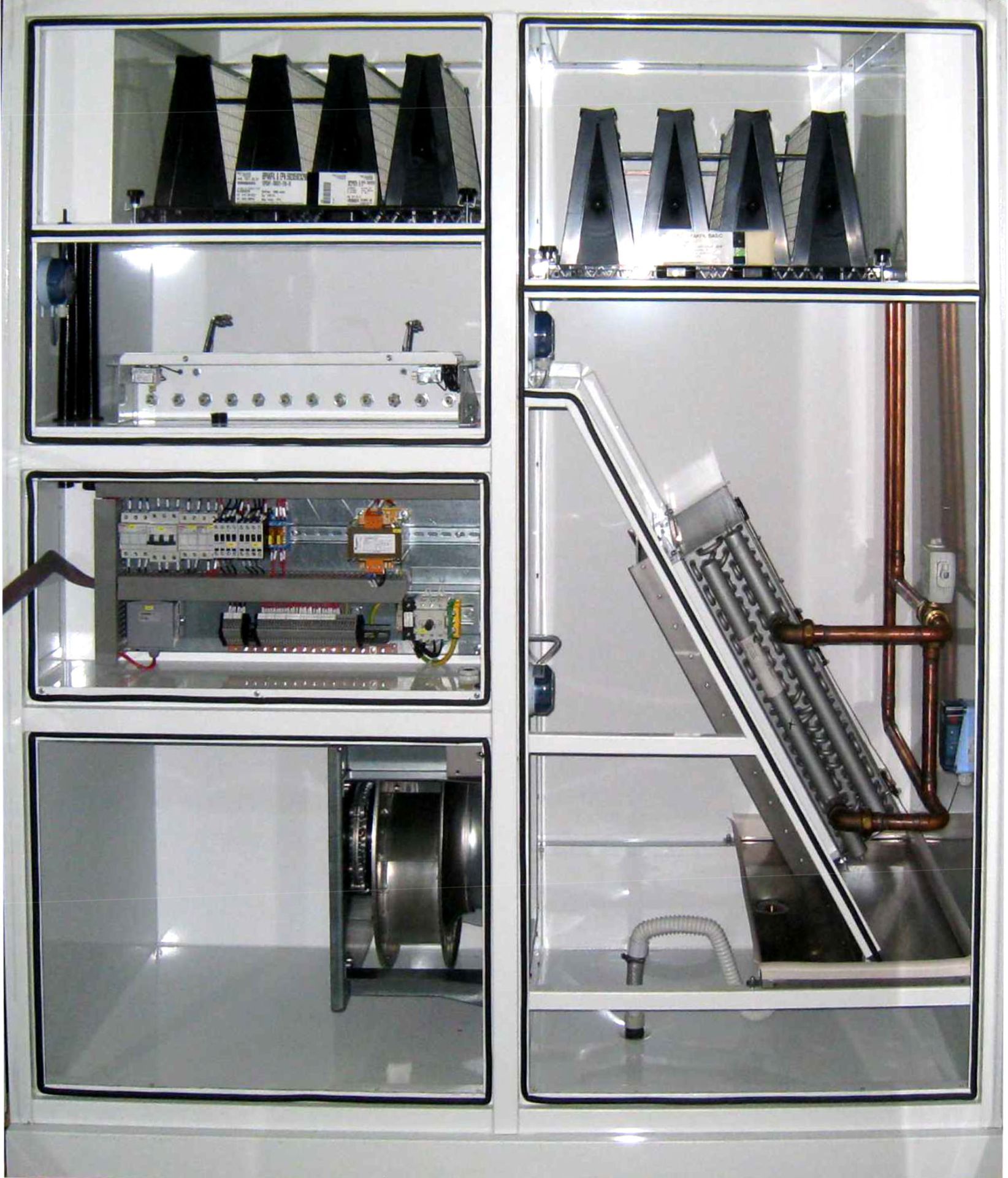 Armoire traitement air hygiène 8000 m3/h espace réduit bloc op clinicair 2_2