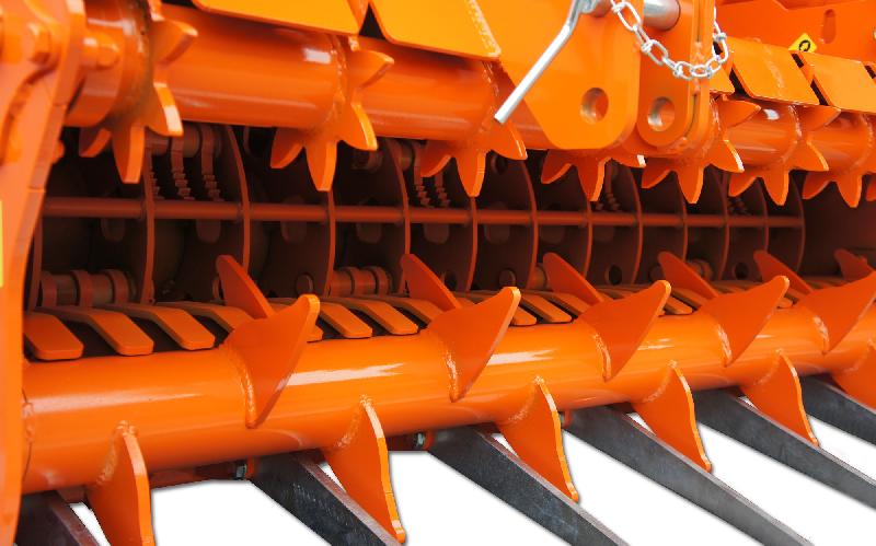 Broyeur réversible pour branches et sarments avec double alimentateur TRR2_2