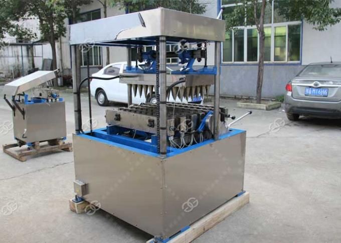 Appareil pour production de cornets de différentes tailles et formes