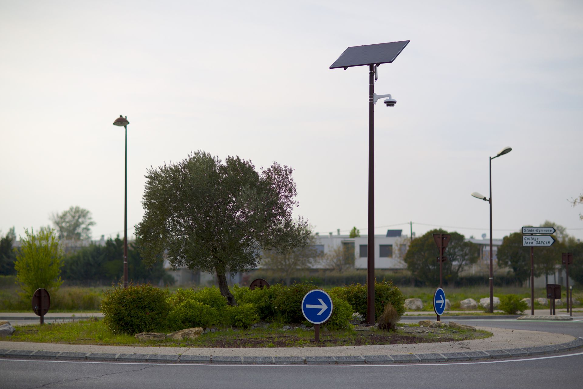 Caméras de surveillance autonomes - solutions solaires sans fil pour zones isolées_0