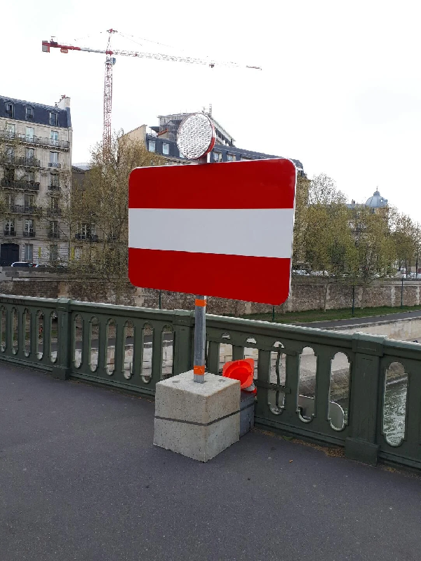 A1 - Interdiction de passer - fluvial_2