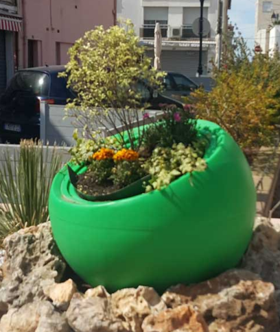 Minimus - Hauteur 730mm - Diamètre 800mm - 21 Coloris au choix - Polyéthylène - Fabrication française_2