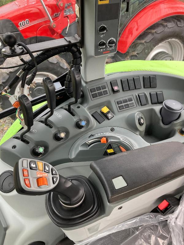Claas arion 430_2