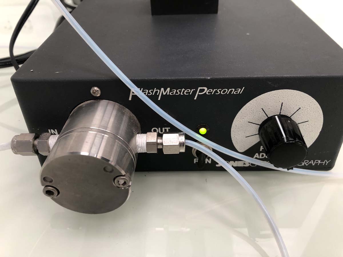 Chromatographie flash d'occasion - Jones Chromatography 50-016-FZ - Référence P21091259 - Laboratoire pharmaceutique_2