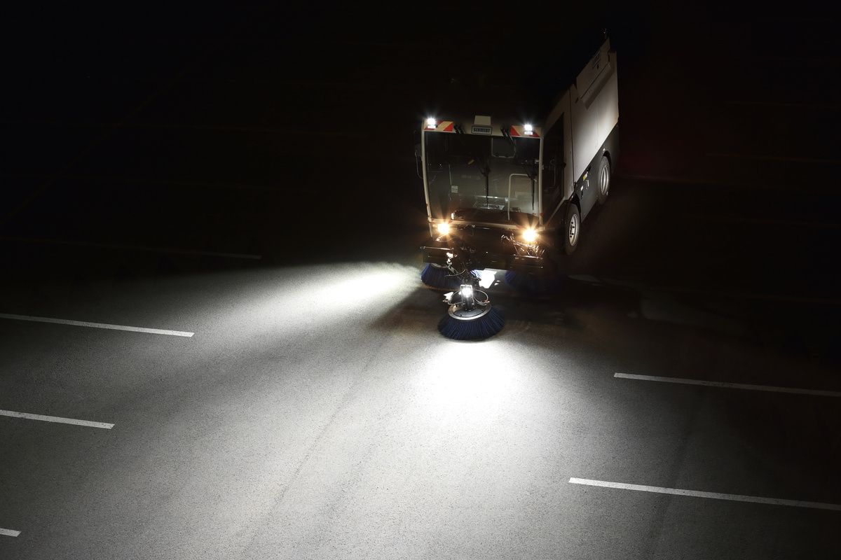 Cleango 500 - balayeuse compacte automotrice - aebi schmidt - 3,2 m3_2