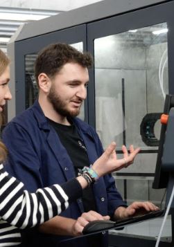 Fraiseuse CNC 3 axes pour le prototypage à la fabrication de petites séries - EVA-C_2