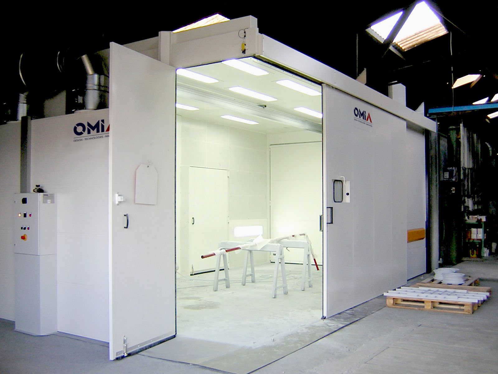 Cabine de métallisation - Protection anti-corrosion des métaux - Modulable et personnalisable_2