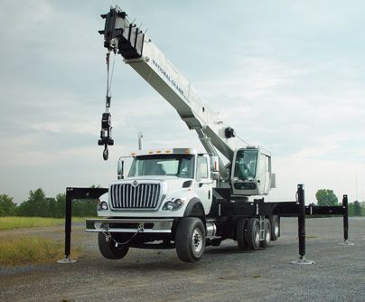 Camion grue NBT50 - Manitowoc - Charge maximum 45,4 t - Flèche principale jusqu'à 39 m_2