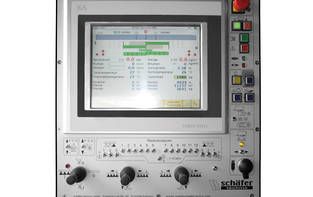 ST-A 2500 - Camion gravillonneur à rouleau Schäfer-Technic - 130 kg - Répartition précise et dosage homogène_2