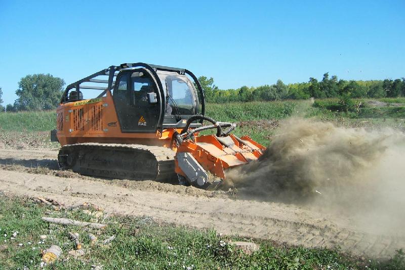 Préparateurs de sols pour véhicules spéciaux 300/S/PM - de 250 à 400 ch - transmission hydraulique_2