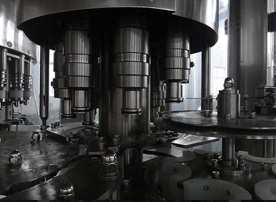 Remplisseuse-boucheuse - Shenzhen J&D Water Drinking Water Equipment - avec lavage de bouteille d'eau, rinçage et bouchage_2