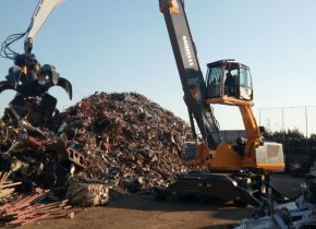 M40 pelle de manutention - 40 tonnes - portée maximale 12,7 à 16 m - moteur 210 kW_2