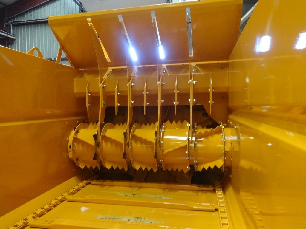 Brick 2008/3008 - Pailleuse agricole Bélair 3,8 / 6m3 avec démêleur et goulottes rotatives_2