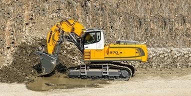 R 970 - Pelle de démolition Phase V - Poids 78 350 à 81 000 kg - Capacité godet 3 à 5 m³_2