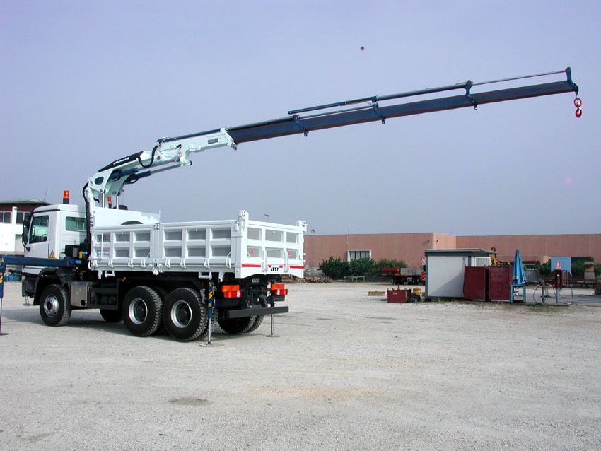 Série 22500 E ASC PLUS - Grue auxiliaire Cormach - Pression 300 à 315 bar - Longueur du bras jusqu'à 21,77 m_2