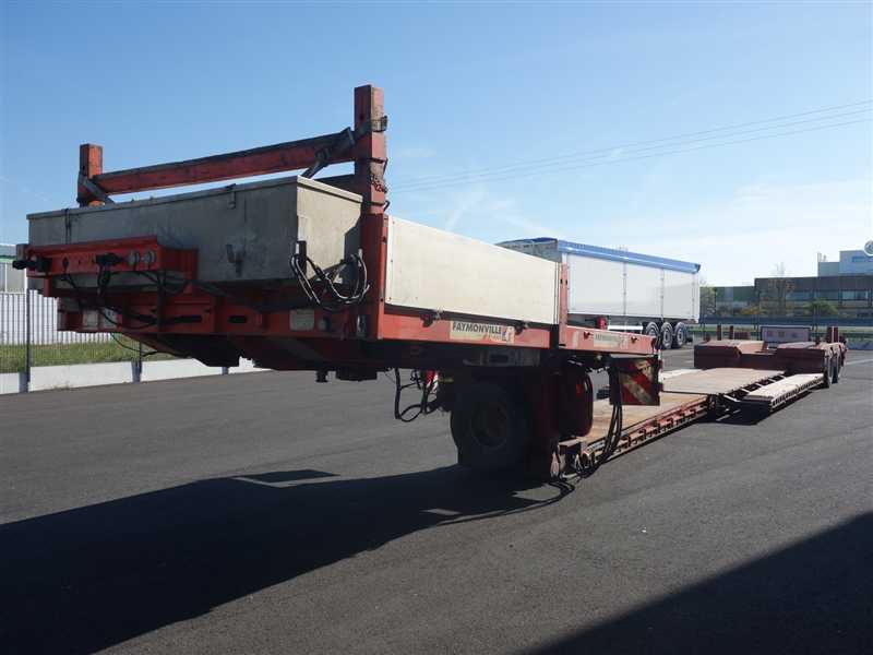 Semi-remorque porte-engins Faymonville avec freins à tambours et graissage centralisé