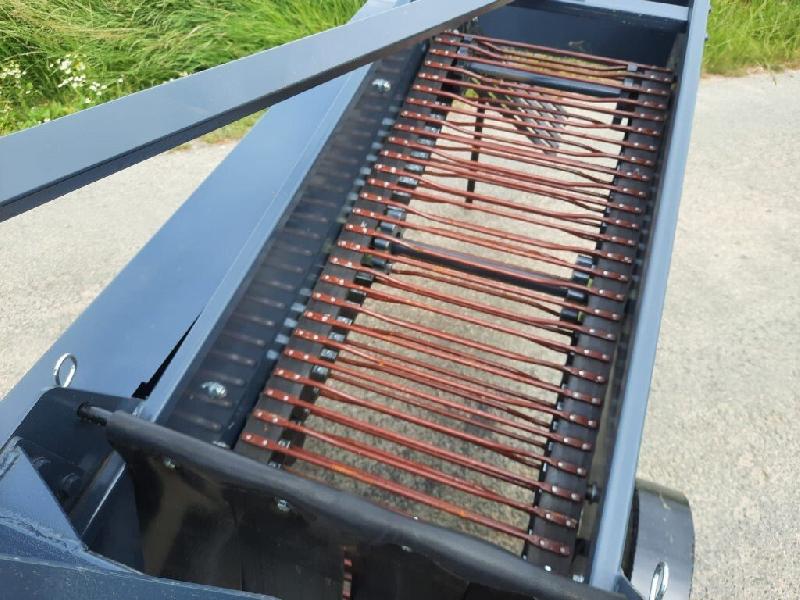 Arracheuse de pommes de terre NC JB 1 rang - Occasion - Entraînement prise de force - Tapis nettoyeur 55cm_2