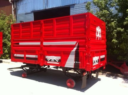 Remorque NCK-13 RM conçue pour les travaux agricoles