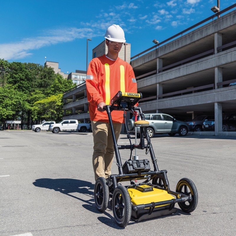 Détecteur de réseaux traditionnellement non-détectables - Géoradars LMX avec GPS intégré et écrans tactiles haute résolution_2