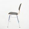 109 Classic - Chaises empilables en bois et acier, garnitures tapissées - Meubles Gaille SA_2