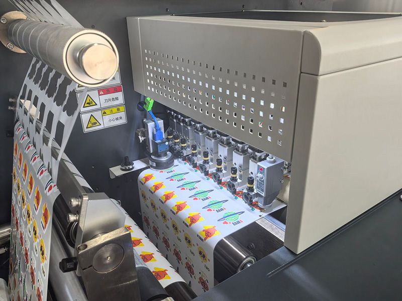 Système de découpe d'étiquettes numérique - Valloy Duoblade NX8 - 8 têtes de découpe_2