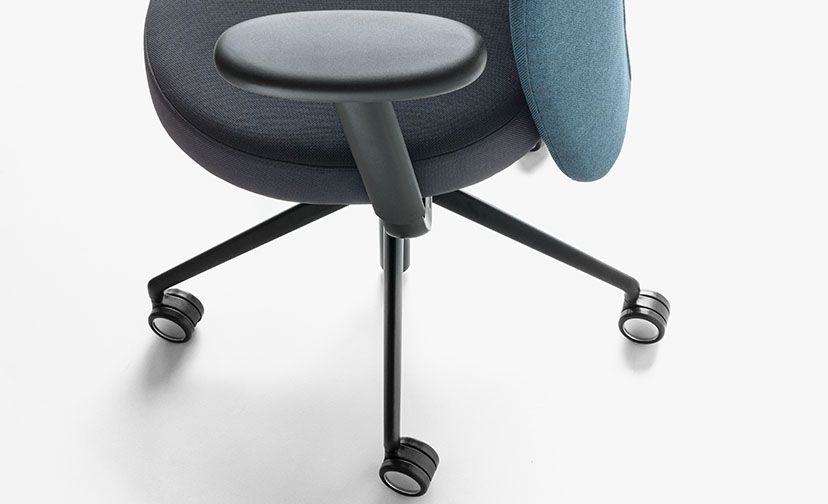 Marva - Chaise de bureau ergonomique - Siège pivotant Girsberger France - Design Mathias Seiler_2