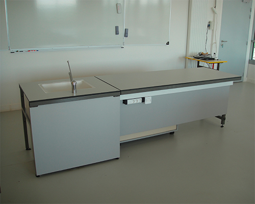 Paillasse réglable en hauteur par manivelle, profondeur 600 mm -Réf PRGEH-2 - BIOLAB_2