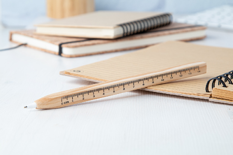 Stylo à bille en bois - corps carré avec règle intégrée de 14 cm - encre noire_2