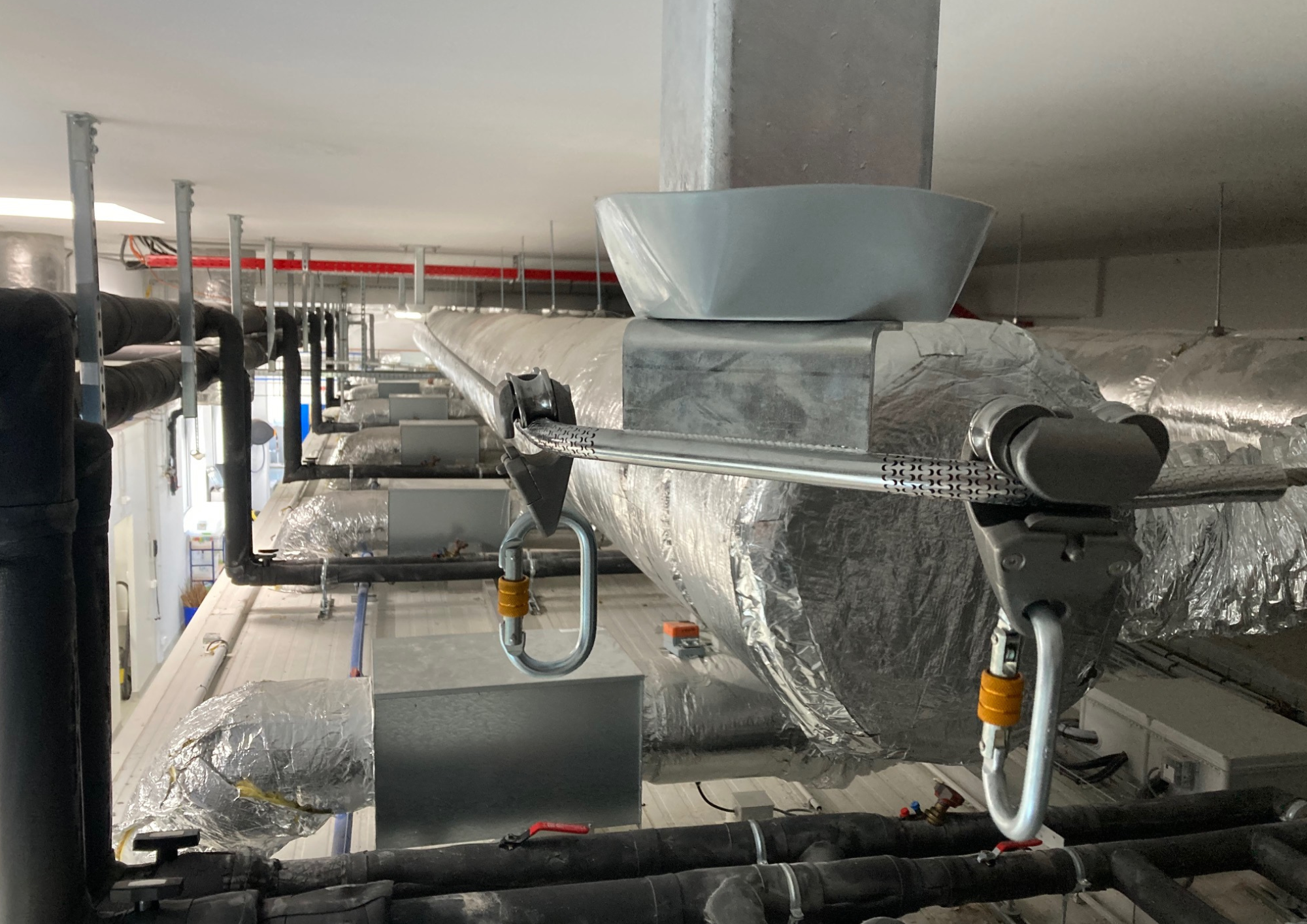 Ligne de vie à chariot en sous-face - dispositif d'ancrage horizontal conforme EN795:2012 classe C_2