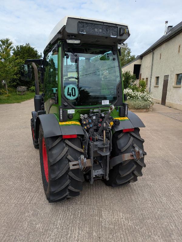 Tracteur enjambeur Fendt 211V Vario Gen3 Profi Setting 2 - 110 ch - 2021 - 4 roues motrices_2