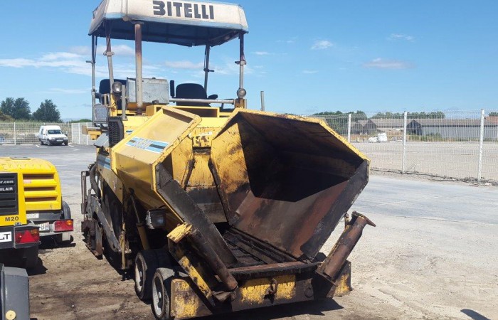 Machine Bitelli BB632 avec rallonges mécaniques pour table jusqu'à 4,00 m