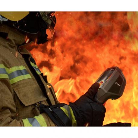 HM-TF52-3AQF-FB21 | Caméra thermique  FB21 pour lutte contre les incendies, 256 x 192 px, -20°C à +550°C, écran tactile 3.2''_2